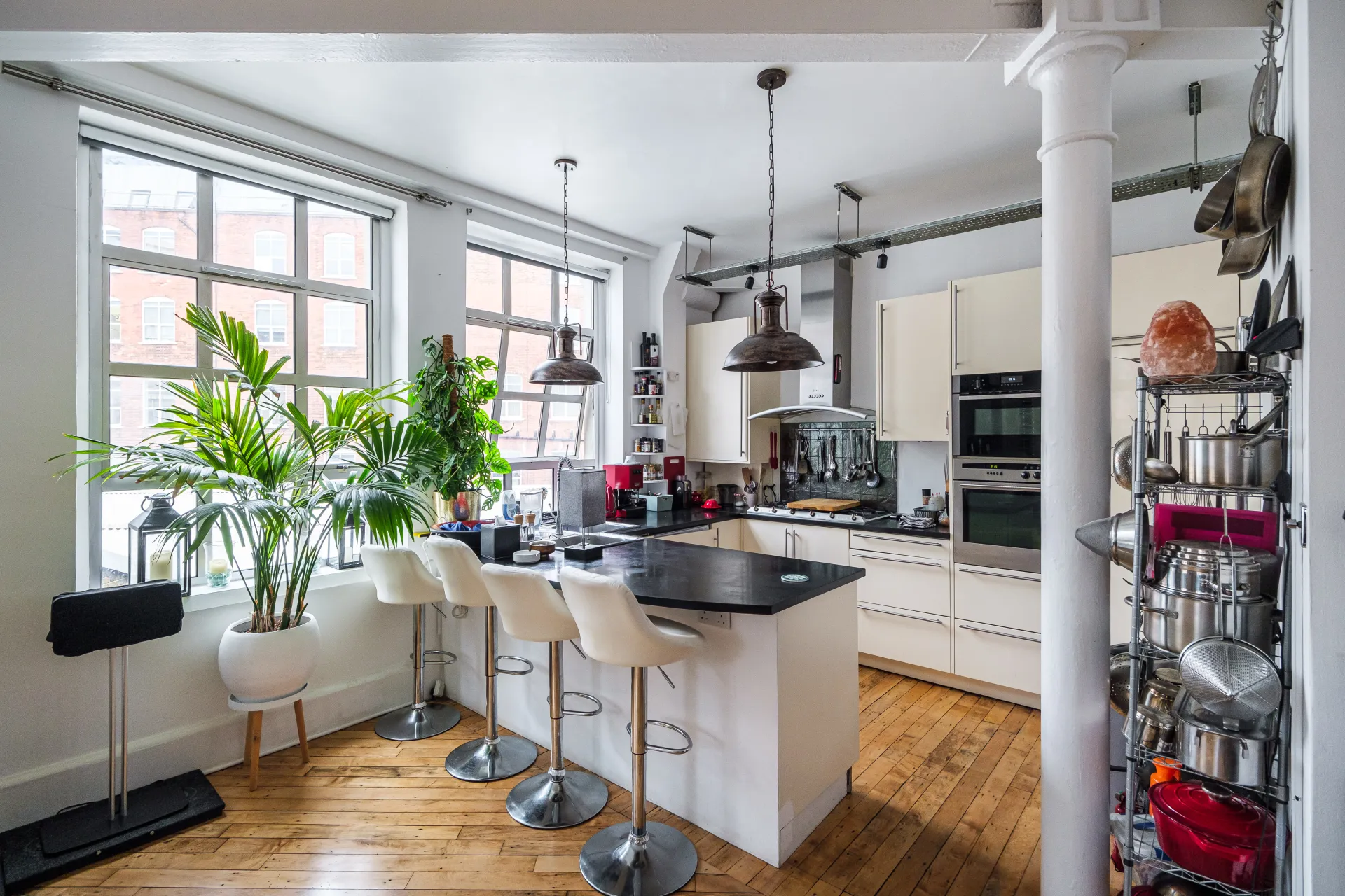 Flat Dingley Place in Greater London