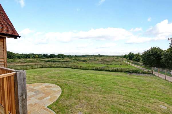 House Newbury Bypass in Chieveley