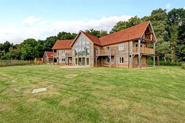 House Newbury Bypass in Chieveley