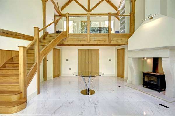 House Newbury Bypass in Chieveley