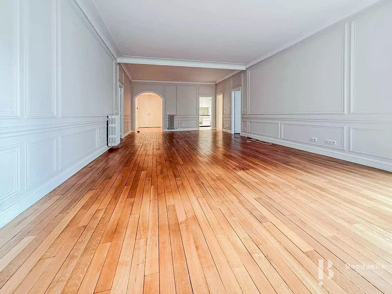 Flat Rue du Général Delanne in Neuilly-sur-Seine