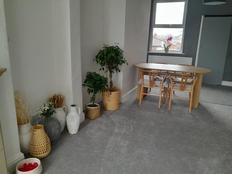 Room Vicarage Street in Chorley