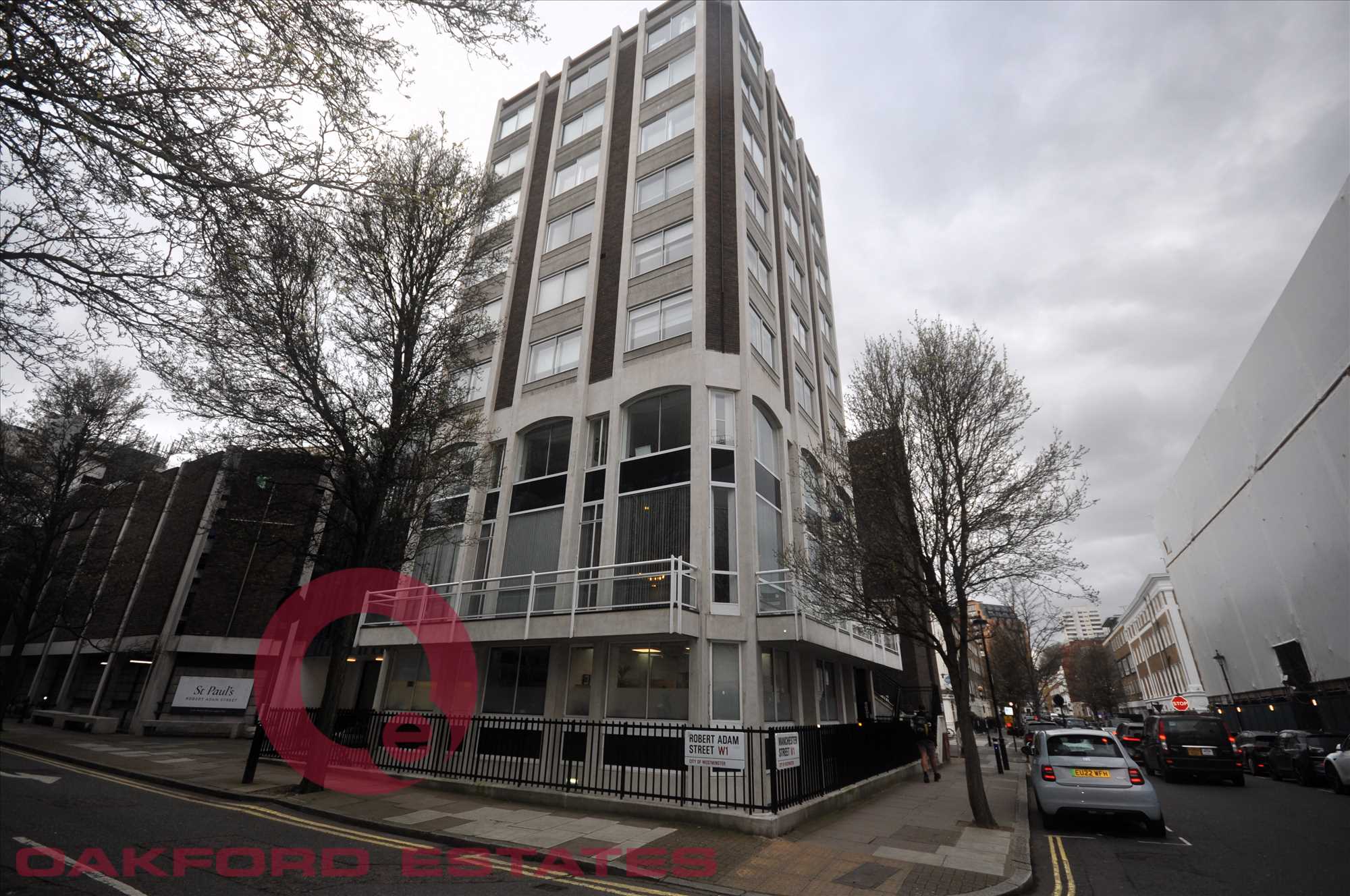 Flat Cleveland Street in Greater London