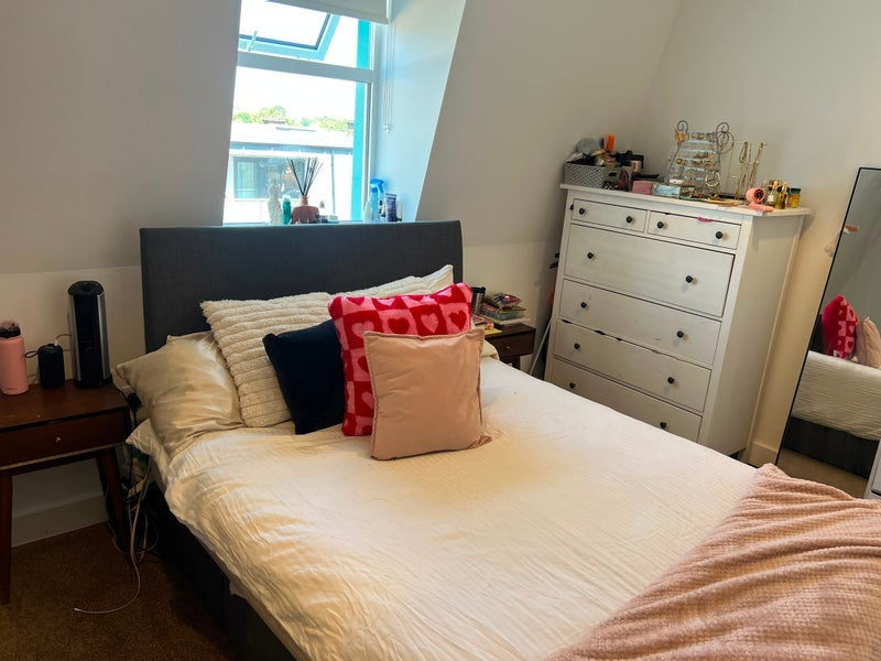 Room Canterbury Grove in Greater London