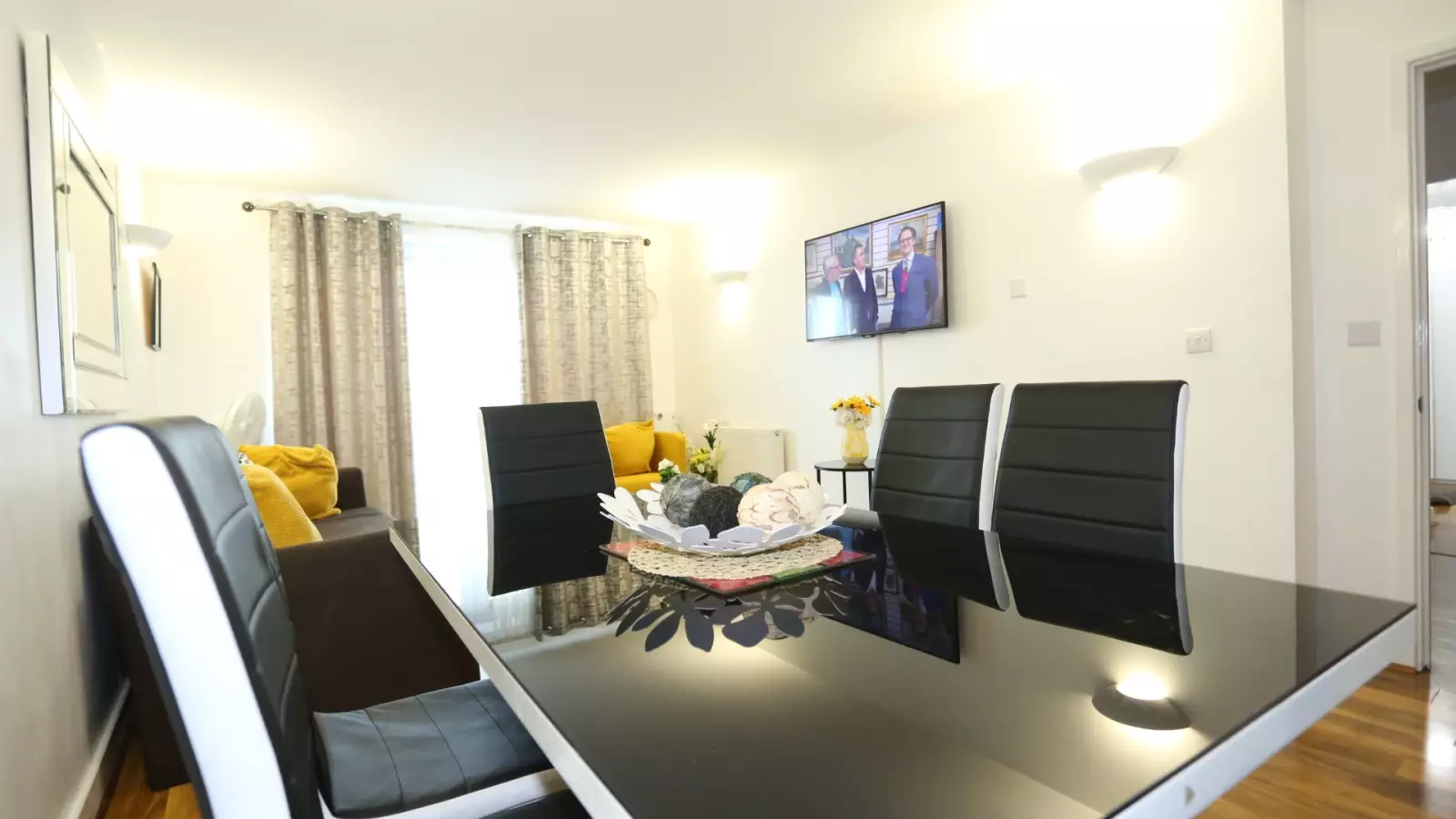Flat Merbury Close in Greater London