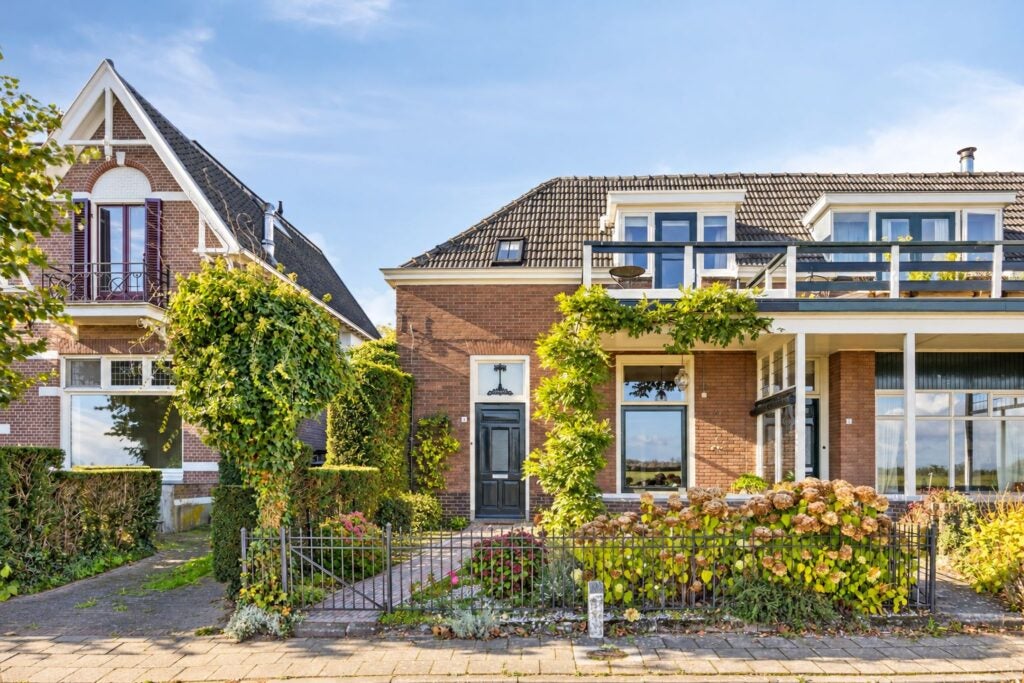 Huis Aan 't Veer 3 a in Dieren