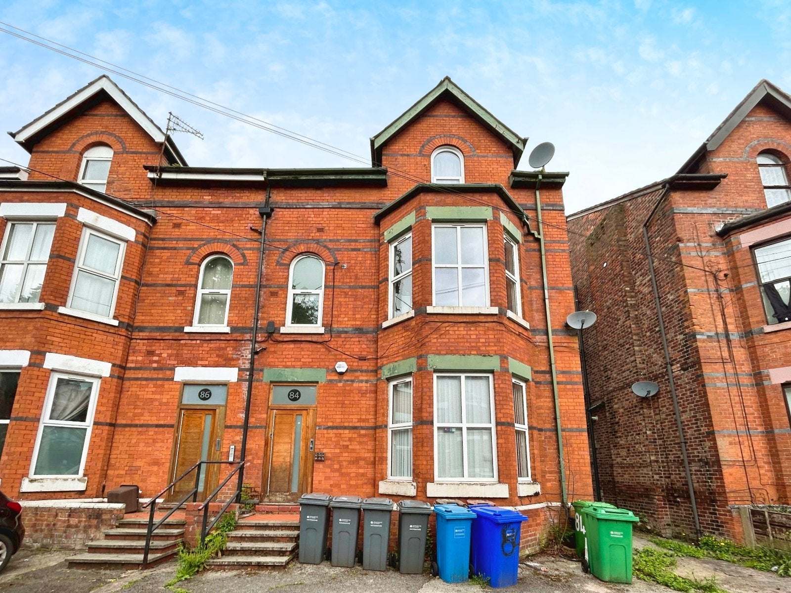Flat Clyde Road in Manchester