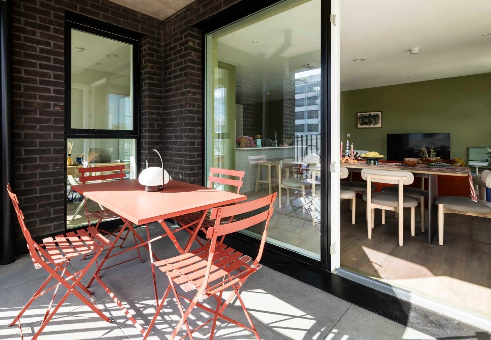 Flat Clayton Road in Greater London