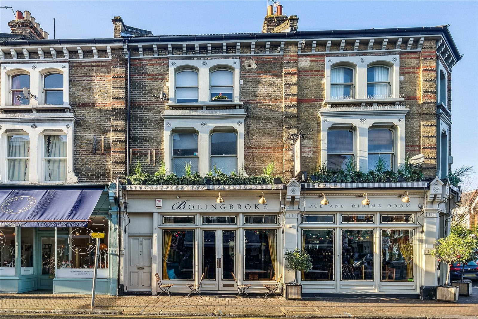 Flat Northcote Road in Greater London