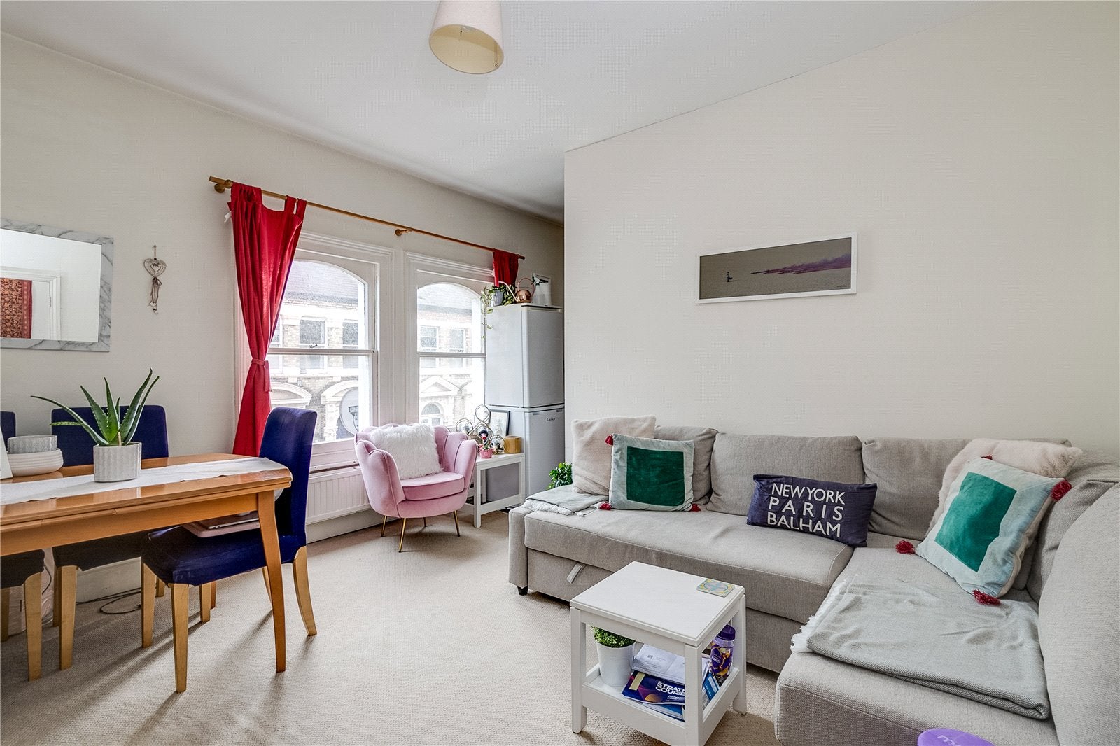 Flat Northcote Road in Greater London