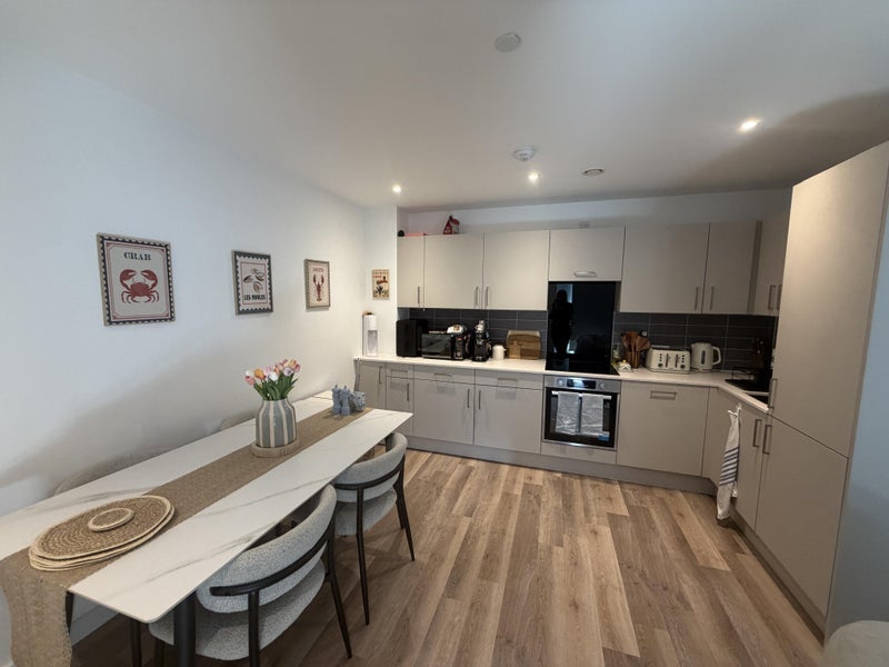 Room Heyrod Street in Manchester