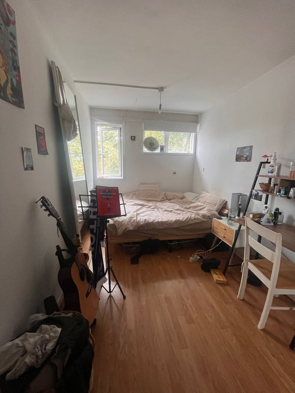 Room Weedington Road in Greater London