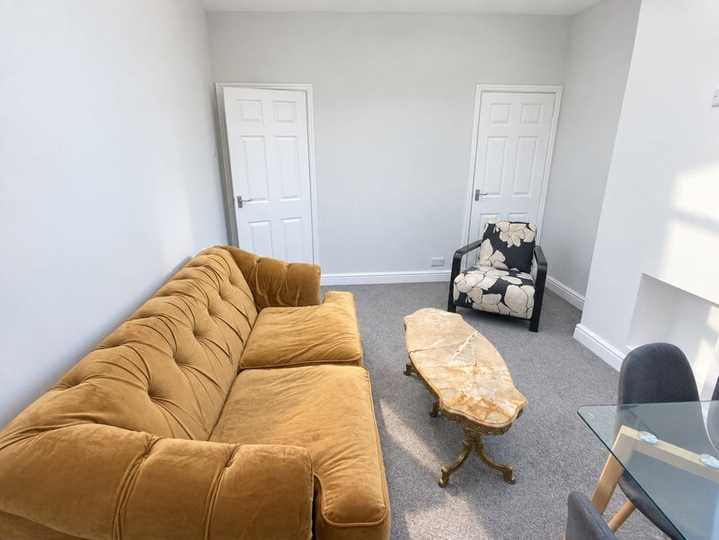 Room Birkin Avenue in Nottingham