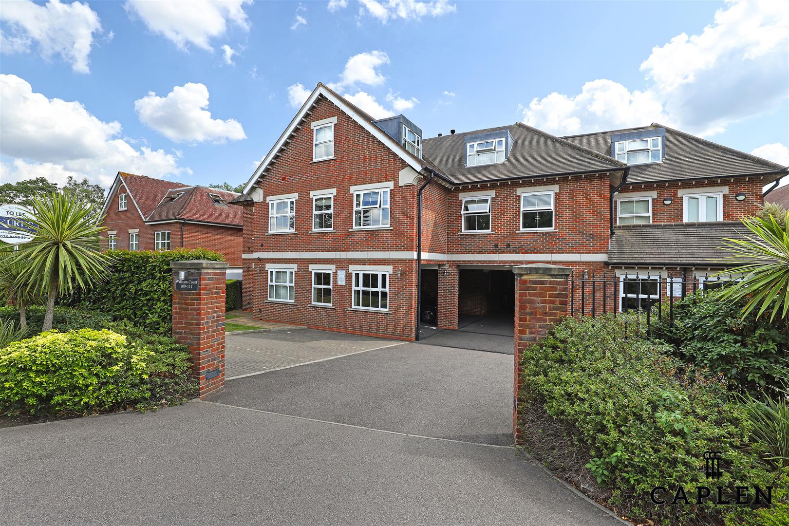Flat St. Winifred's Close in Epping Forest
