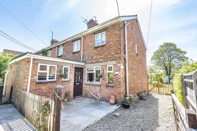 House Forster Lane in Cumnor