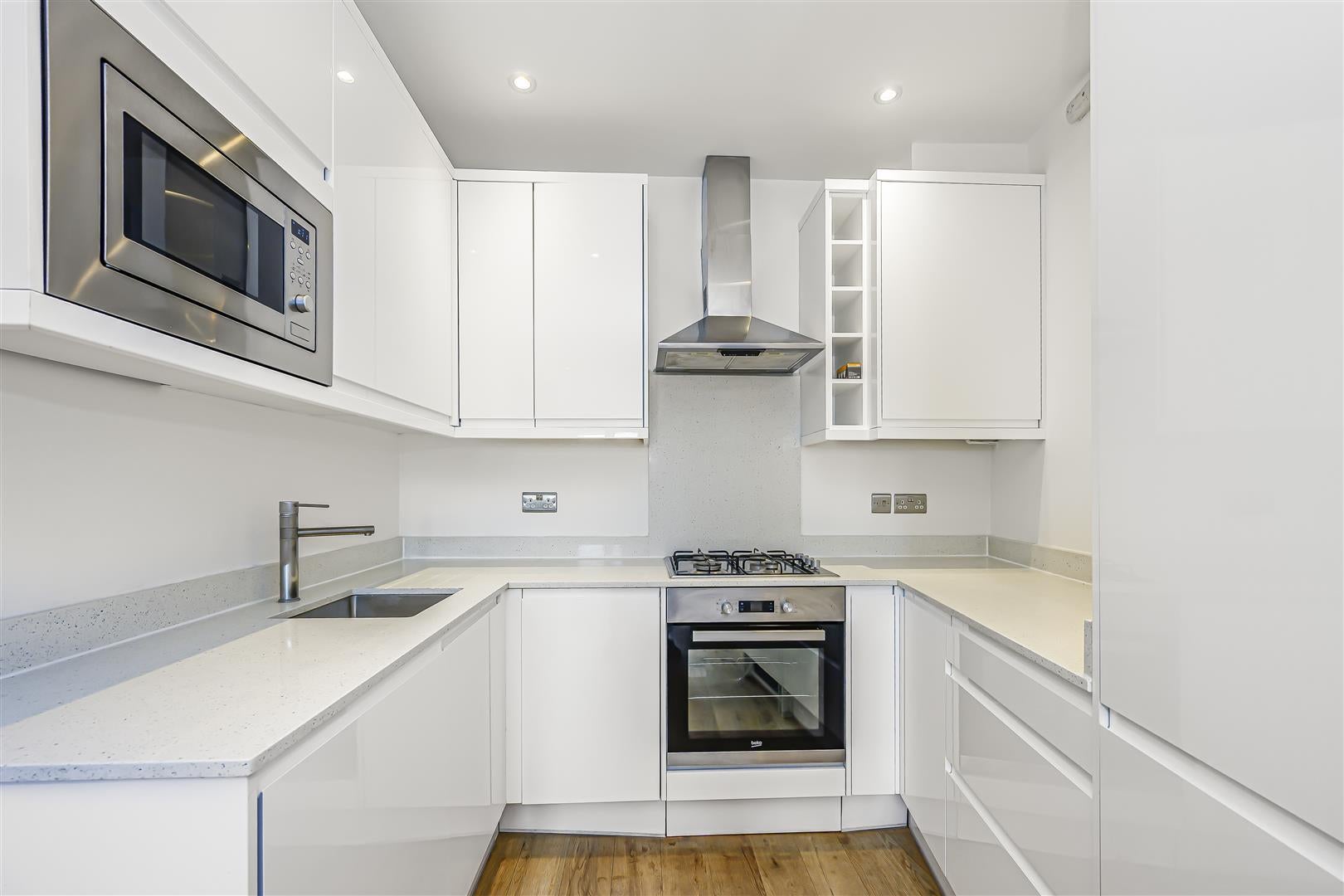 Flat Lea Bridge Road in Greater London