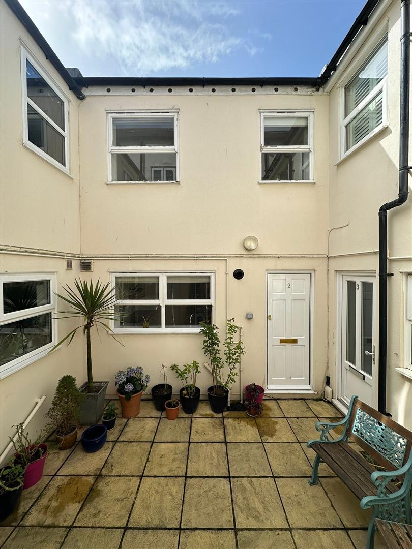 Flat Preston Road in Brighton