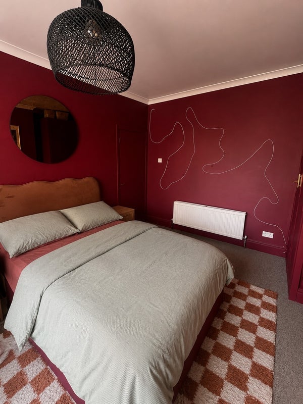 Room Gatton Road in Greater London