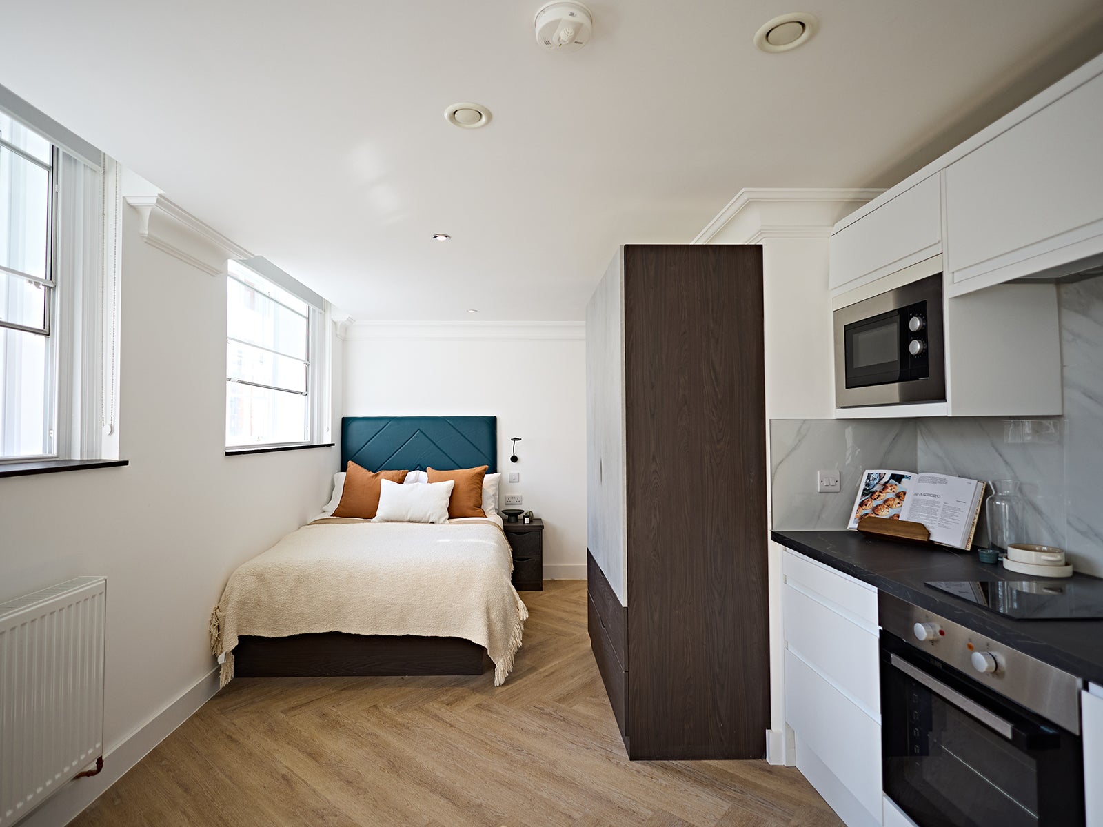 Flat Cookridge Street in Leeds