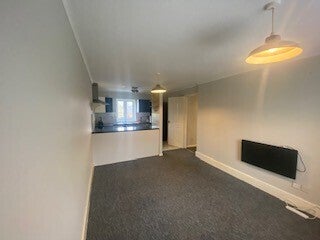 Flat Gundry Close in Royal Leamington Spa