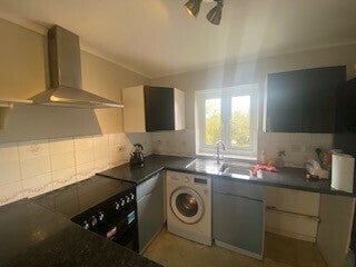 Flat Gundry Close in Royal Leamington Spa