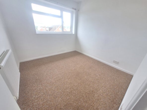 House Millgreen Close in Huntspill