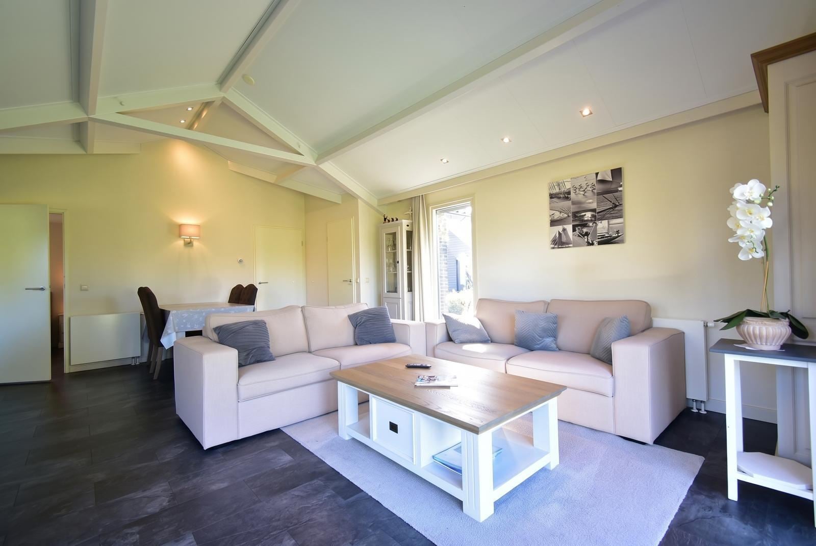 Vrijstaande woning te koop: Oude Zeedijk 1-15, Kattendijke
