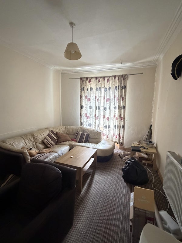 Room Gorgie Road in City of Edinburgh