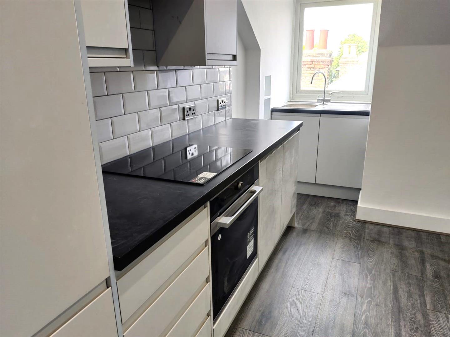 Flat Longley Road in Greater London