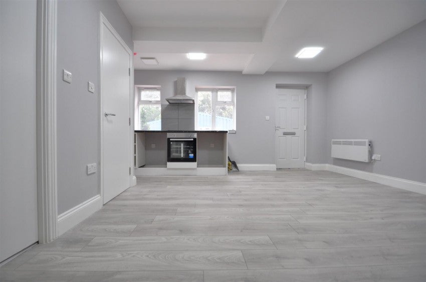 Flat Marion Crescent in Greater London