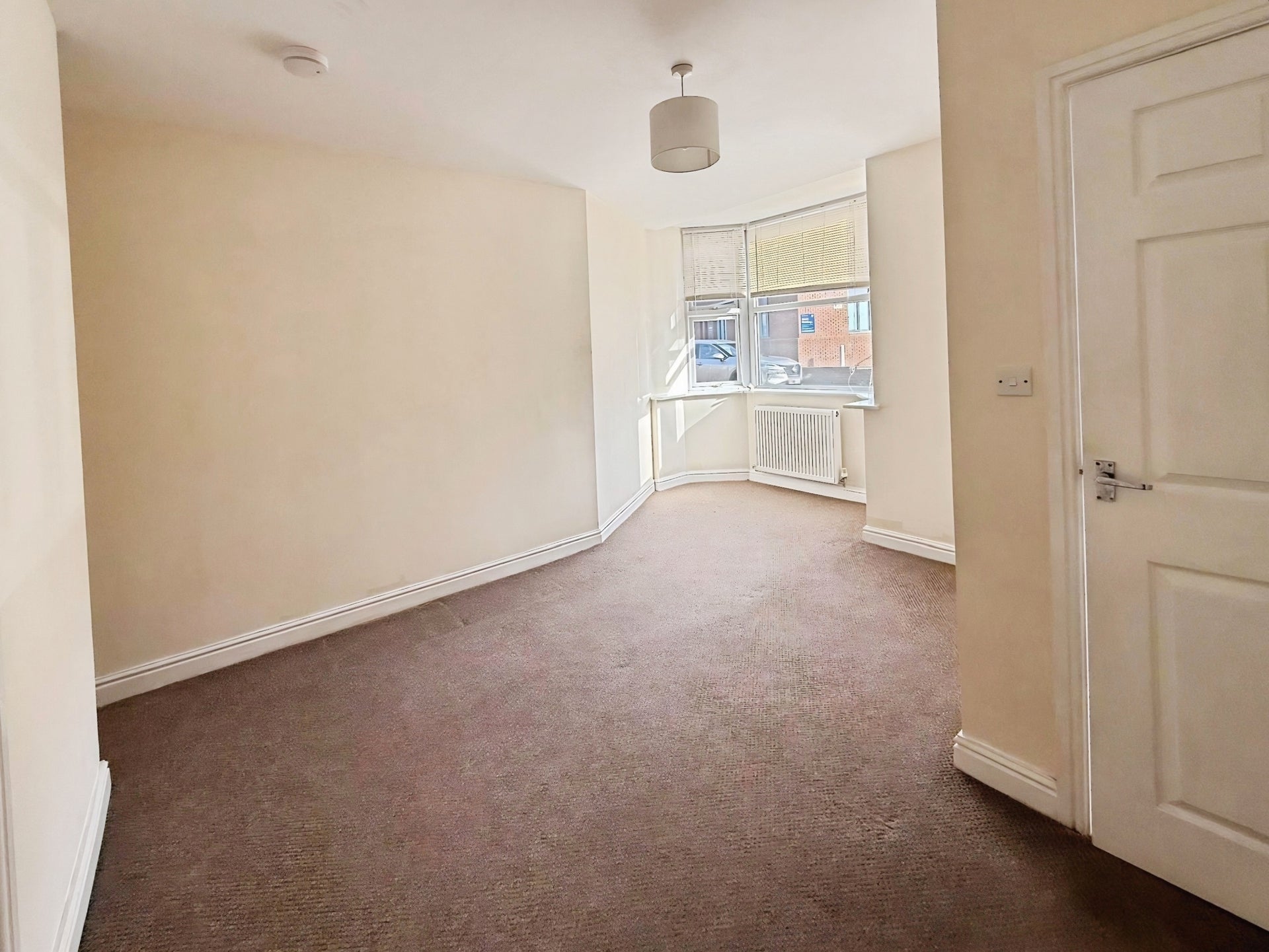 Flat Sutton Road in Wyre Forest