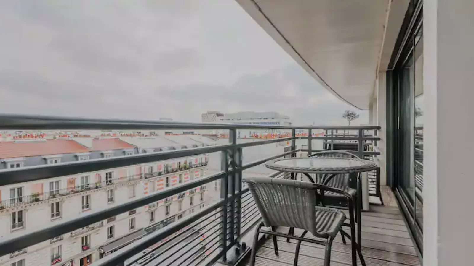 Flat Rue Baudin in Levallois-Perret