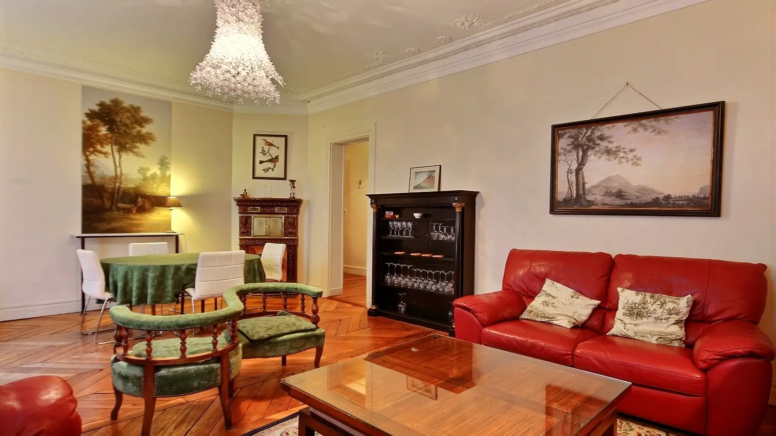 Flat Rue de Constantinople in Paris