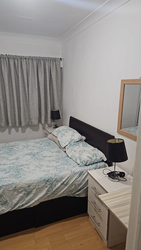 Room Leytonstone Road in Greater London