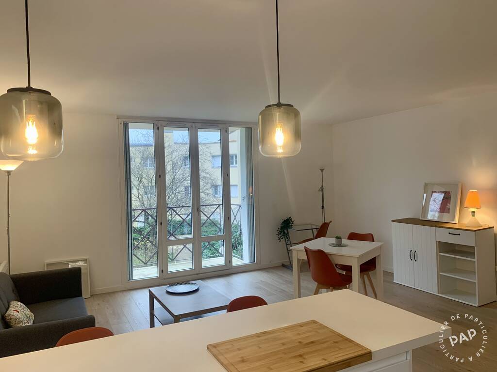 Flat Place Francis Poulenc in Montigny-le-Bretonneux