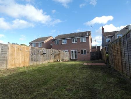 House Lilley Terrace in Irthlingborough