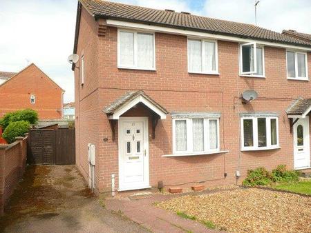 House Lilley Terrace in Irthlingborough