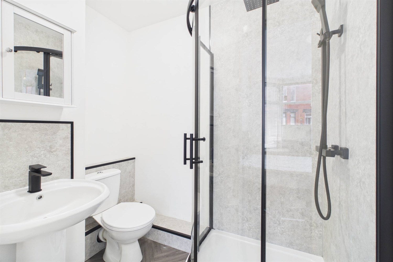 Room Birchington Avenue in South Tyneside