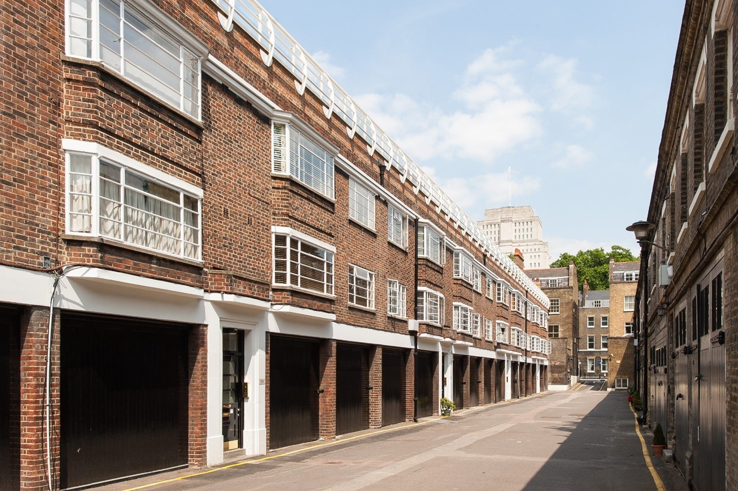 Flat Store Street in Greater London