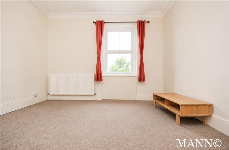 Flat Thornsett Road in Greater London