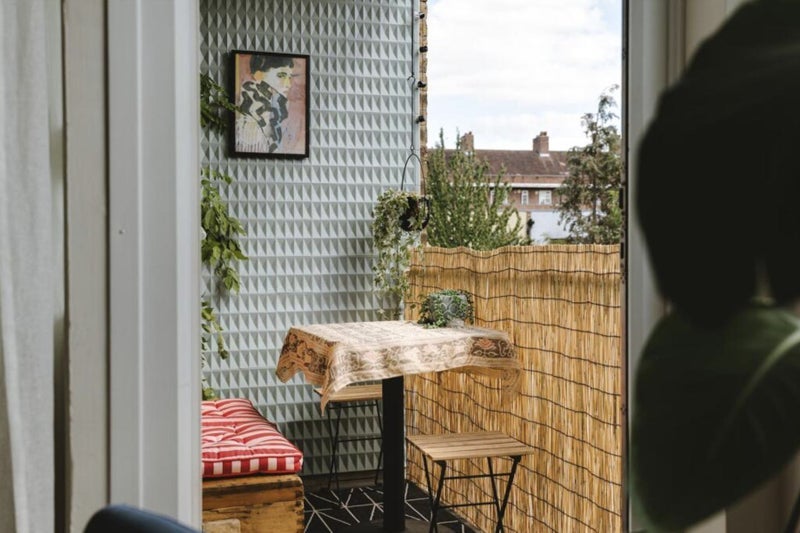 Room Retreat Place in Greater London