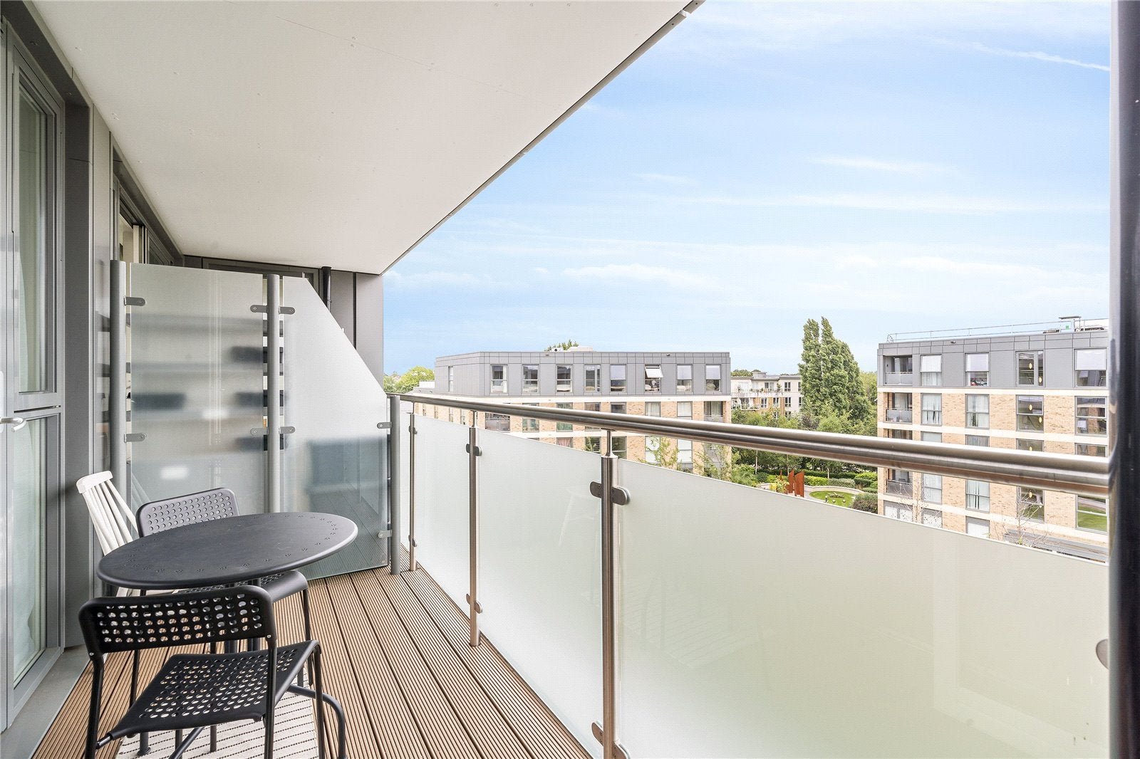 Flat Levett Square in Greater London