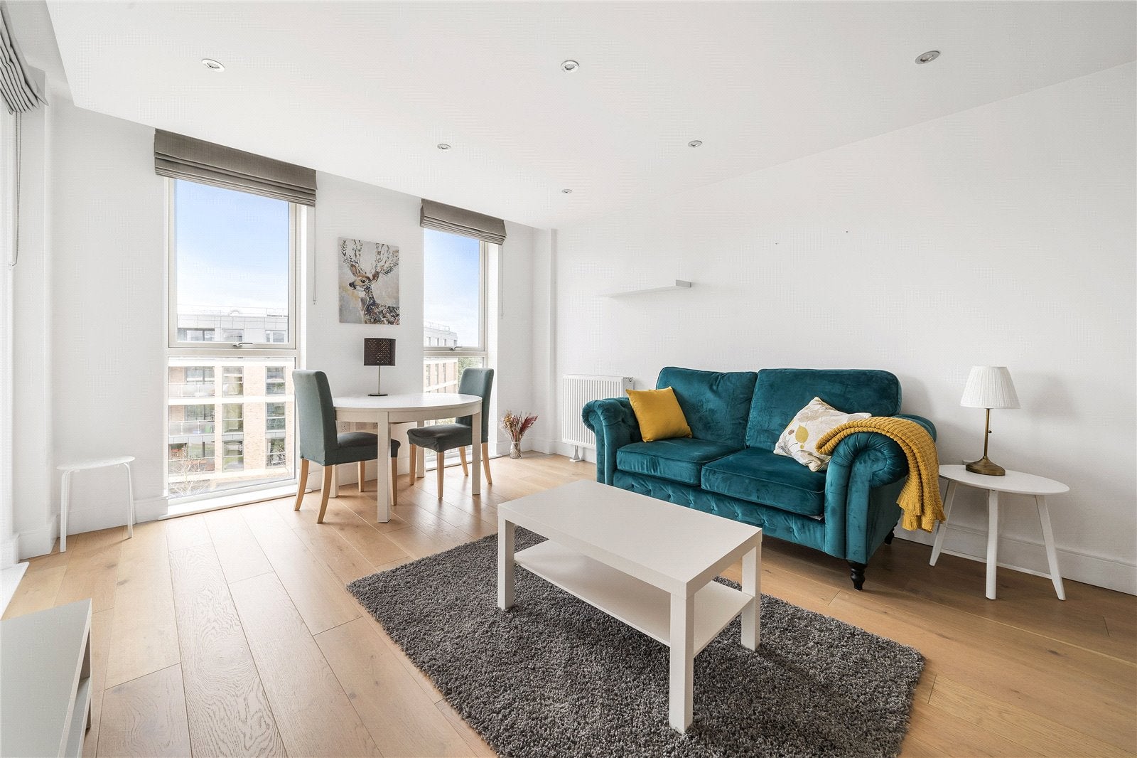Flat Levett Square in Greater London