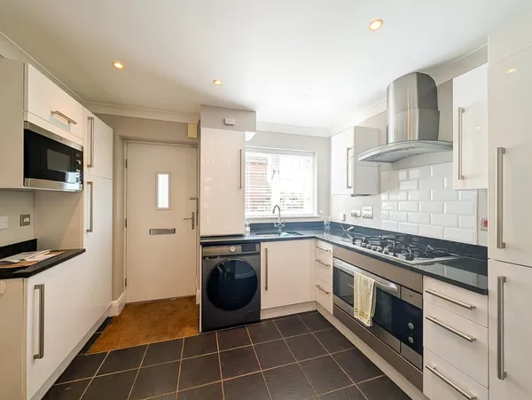 House Eton Place in Tunbridge Wells