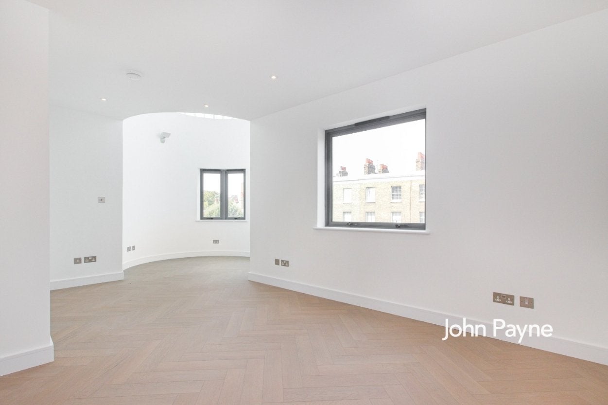 Flat Blackheath Road in Greater London