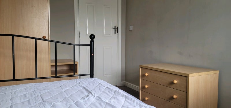Room Cavell Drive in East Hertfordshire