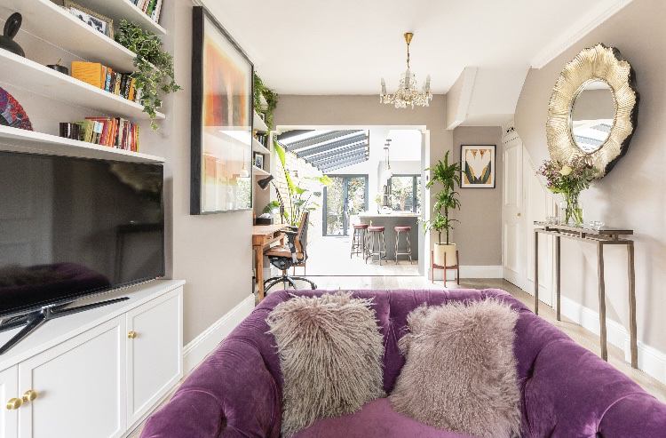 Room Eversleigh Road in Greater London