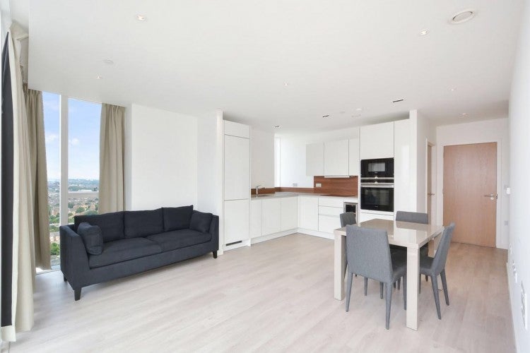 Flat Devan Grove in Greater London