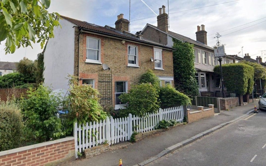 House New Road in Greater London