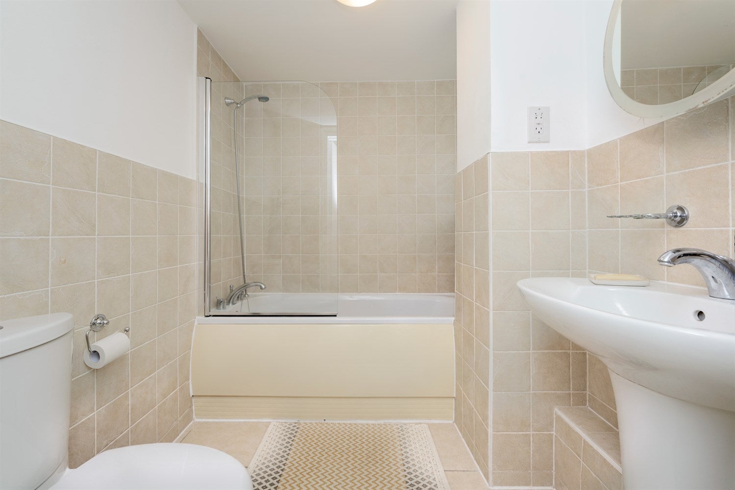Flat Garway Road in City of Westminster